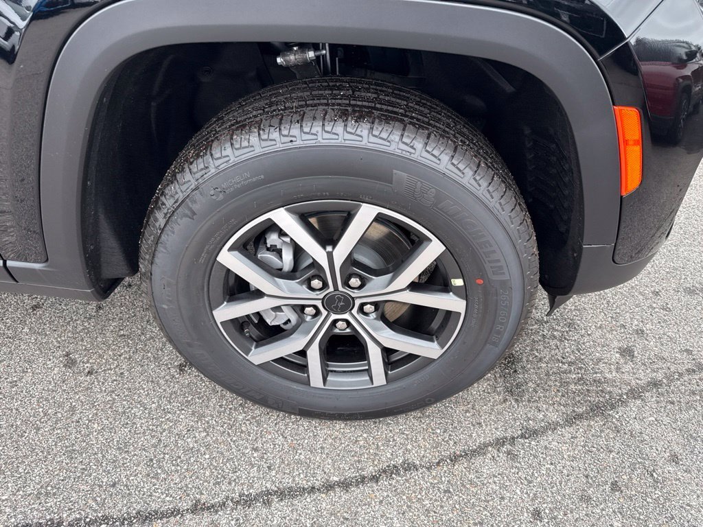 New 2027 Jeep Grand Cherokee Laredo X AWD/4WD image 9