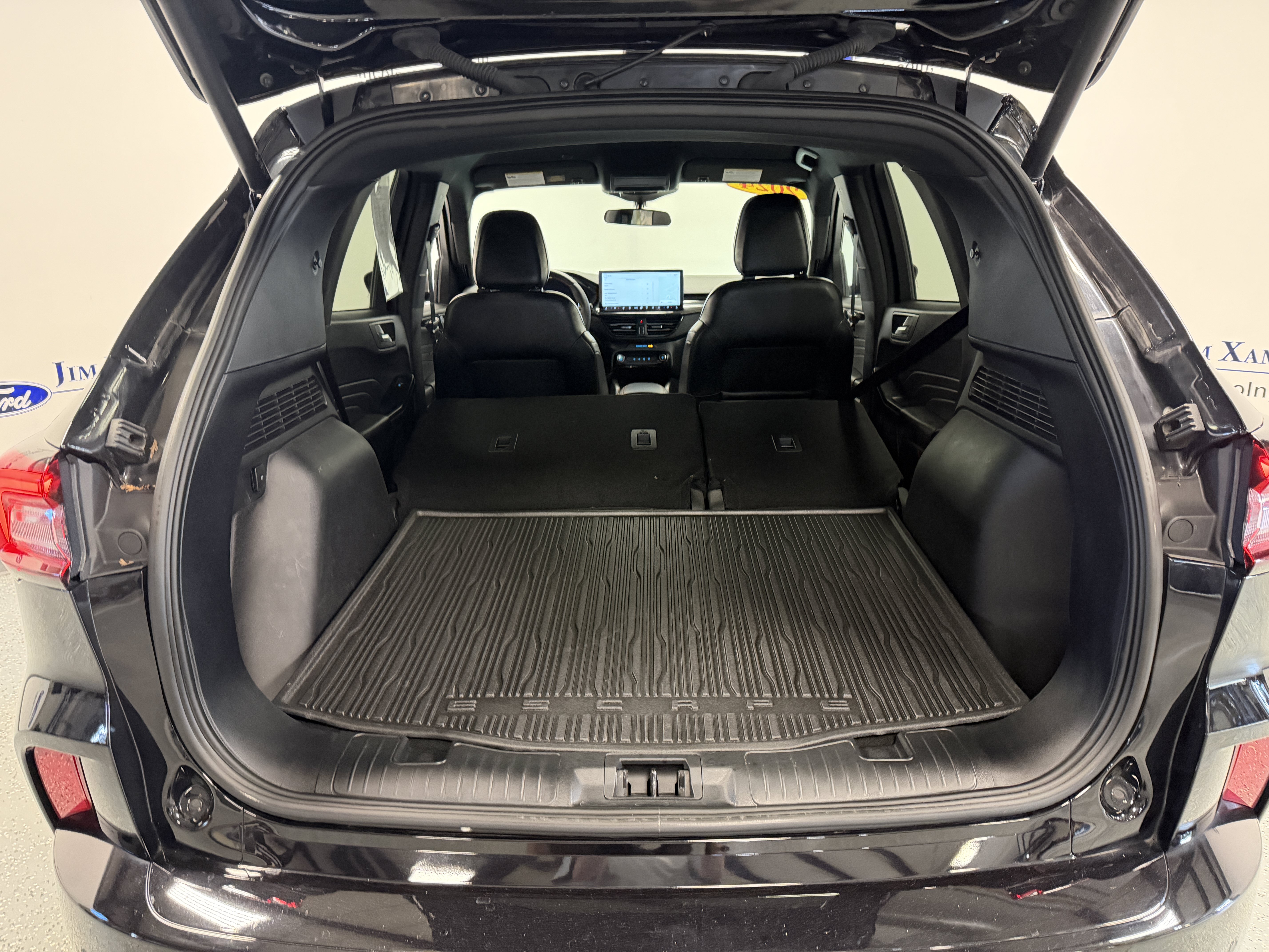 Used 2024 Ford Escape ST-Line w/ Tech Pack #1 AWD/4WD image 25