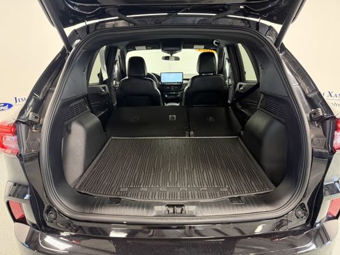 Used 2024 Ford Escape ST-Line w/ Tech Pack #1 AWD/4WD image 25