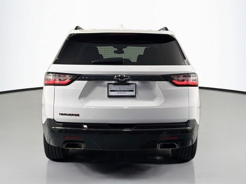 Used 2021 Chevrolet Traverse Premier w/ Redline Edition FWD image 3