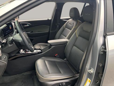 Used 2025 Chevrolet Trax ACTIV w/ Driver Confidence Package FWD image 8