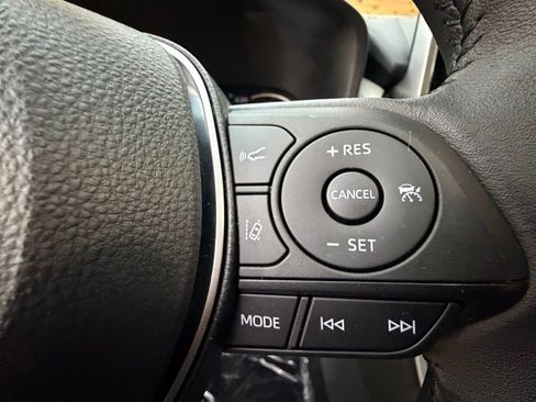 Used 2023 Toyota RAV4 XLE image 22