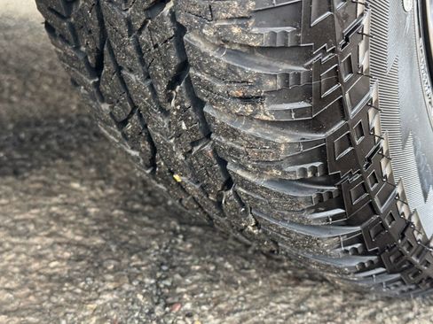 Used 2025 Subaru Crosstrek 2.5i Wilderness image 11