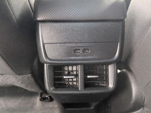 Used 2025 Chevrolet Equinox LT AWD/4WD image 23