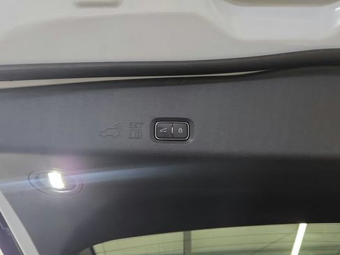 Used 2025 Ford Expedition Active AWD/4WD image 41