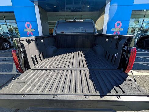 Used 2023 Toyota Tundra Limited image 34