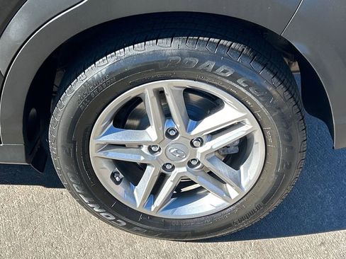 Used 2021 Hyundai Kona SE image 14