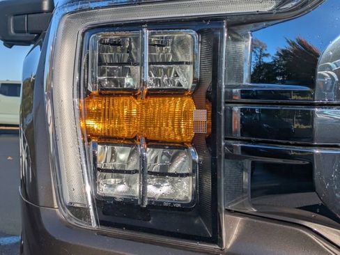 Used 2022 Ford F150 XLT w/ Equipment Group 302A High image 10