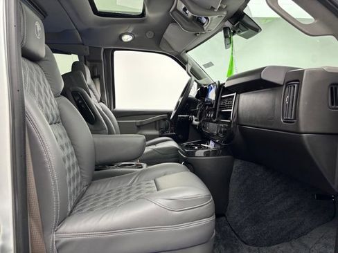 New 2026 GMC Savana 2500 w/ Driver Convenience Package RWD image 25