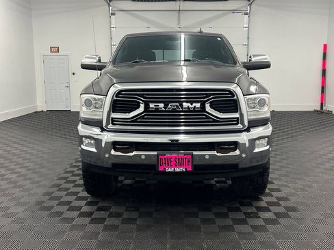 Used 2018 RAM 3500 Laramie Longhorn image 5