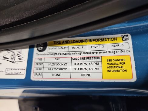 Used 2023 Rivian R1S Adventure AWD/4WD image 30