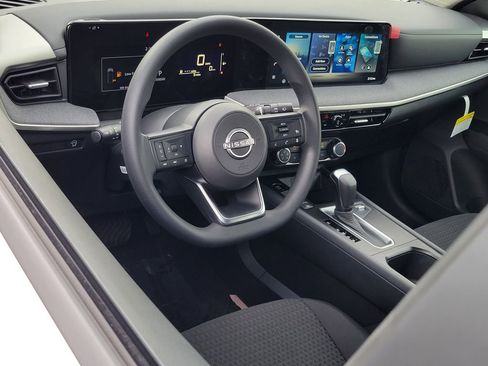 New 2026 Nissan Kicks S image 4