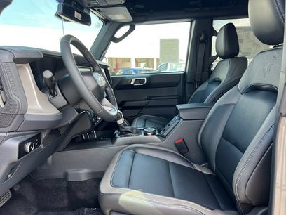 New 2026 Ford Bronco Outer Banks w/ Sasquatch Package