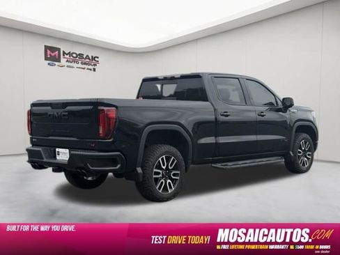 Used 2021 GMC Sierra 1500 AT4 w/ AT4 Premium Package AWD/4WD image 7