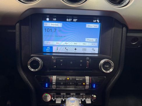 Used 2017 Ford Mustang Premium image 27