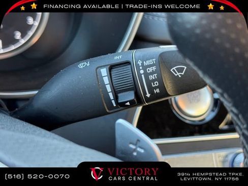 Used 2023 Genesis G70 2.0T image 37