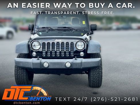 Used 2018 Jeep Wrangler Unlimited Sport S AWD/4WD image 2