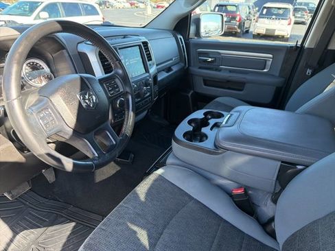 Used 2019 RAM 1500 Big Horn image 12