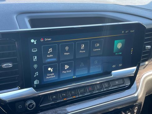 Used 2022 Chevrolet Silverado 1500 LTZ image 10