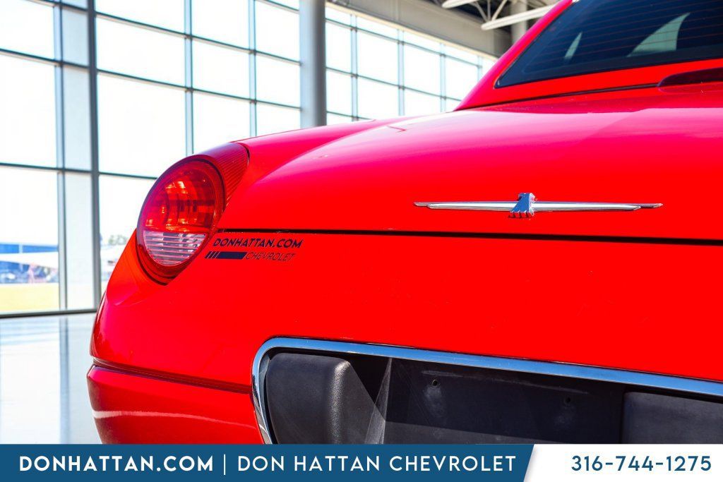 Used 2002 Ford Thunderbird RWD image 29