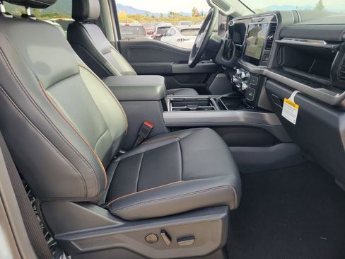 New 2026 Ford F250 Lariat w/ FX4 Off-Road Package image 12