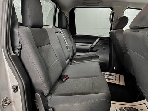 Used 2014 Nissan Titan PRO-4X AWD/4WD image 9