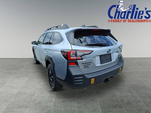 Certified 2025 Subaru Outback Wilderness AWD/4WD image 5