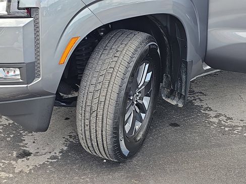 Used 2025 Nissan Frontier SV w/ SV Convenience Package image 30