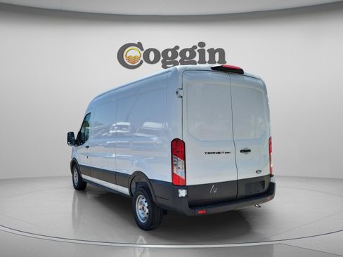 New 2026 Ford Transit 250 148 Medium Roof RWD image 2