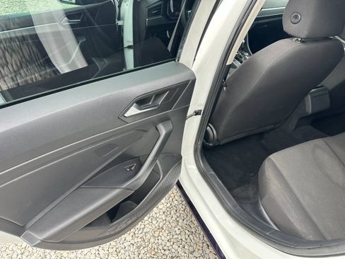 Used 2019 Volkswagen Jetta SE FWD image 11