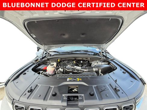 Used 2024 Jeep Grand Cherokee Laredo w/ Luxury Tech Group I RWD image 23