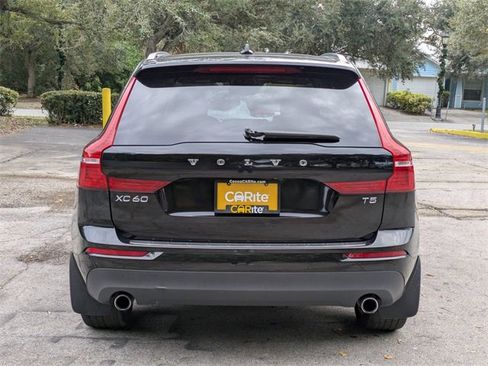 Used 2020 Volvo XC60 T5 Momentum image 6
