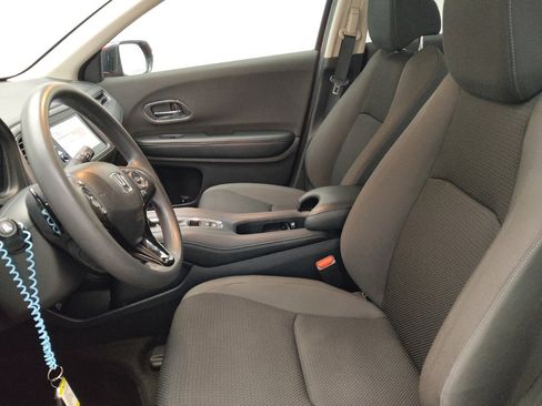 Used 2019 Honda HR-V EX image 17