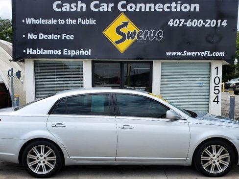 Used 2005 Toyota Avalon image 6