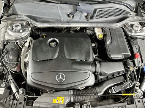 Used 2019 Mercedes-Benz GLA 250 image 34