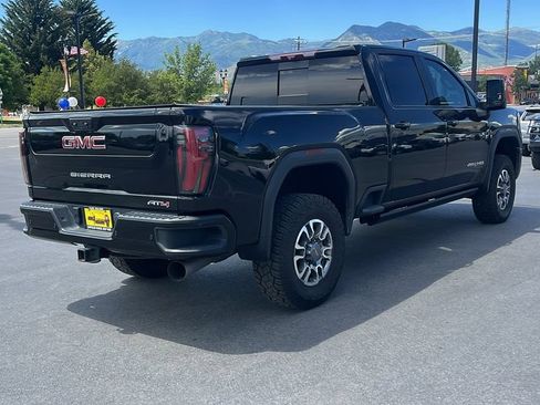Used 2024 GMC Sierra 2500 AT4 w/ AT4 Premium Plus Package AWD/4WD image 5