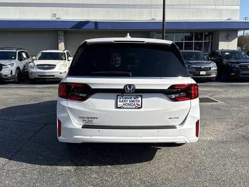 New 2026 Honda Odyssey Elite image 6