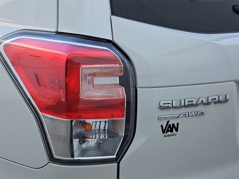 Used 2018 Subaru Forester 2.5i Premium w/ All-Weather Package image 34