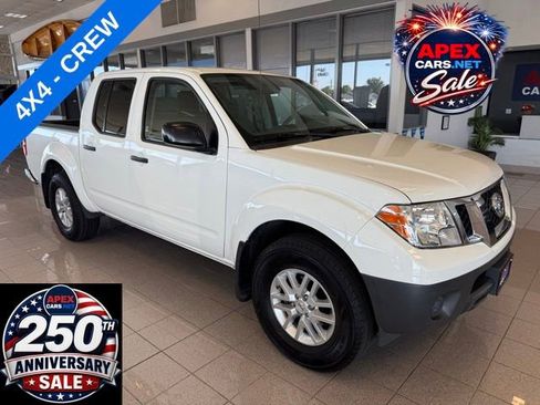 Used 2019 Nissan Frontier SV AWD/4WD image 1