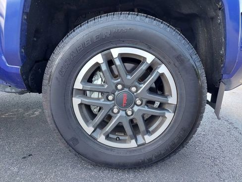 Used 2025 Toyota Tacoma TRD Sport w/ TRD Sport Upgrade Package AWD/4WD image 34