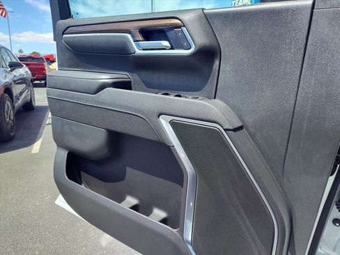 New 2026 Chevrolet Silverado 1500 LT RWD image 9