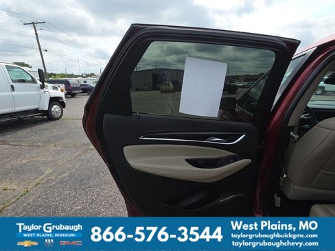 Used 2021 Buick Enclave Premium w/ Sun and Sites Package FWD image 12