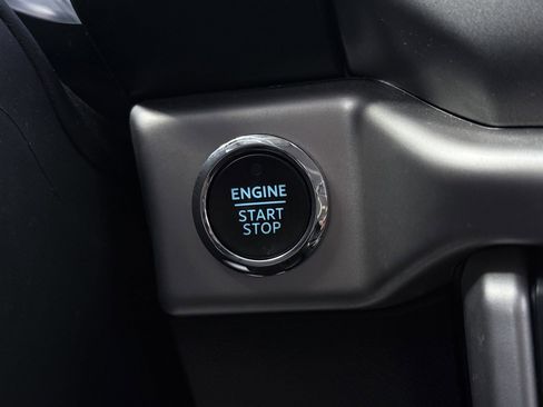 Used 2022 Ford Expedition XLT image 59