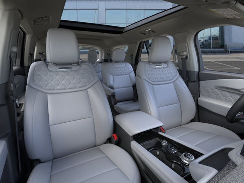 New 2026 Ford Explorer Platinum w/ LUX Leather Package AWD/4WD image 10