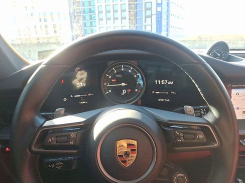 Used 2024 Porsche 911 Carrera 4 image 19