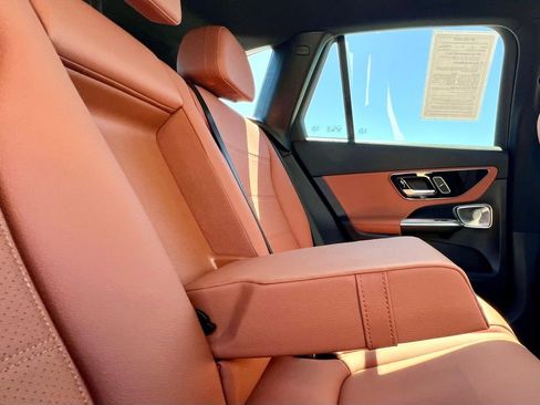 Certified 2026 Mercedes-Benz GLC 300 4MATIC image 21