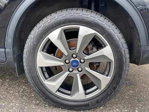 Used 2023 Ford Escape Platinum AWD/4WD image 21