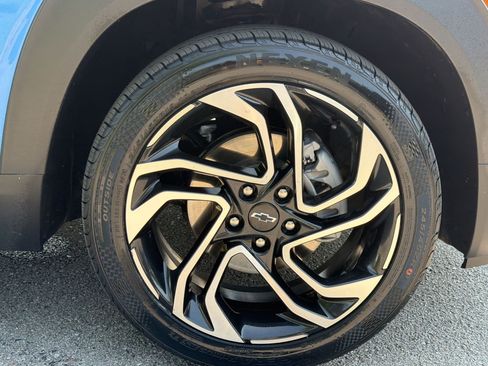 Used 2024 Chevrolet TrailBlazer RS w/ Convenience Package FWD image 13