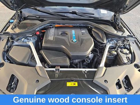 Used 2018 BMW 530e 530e iPerformance image 30