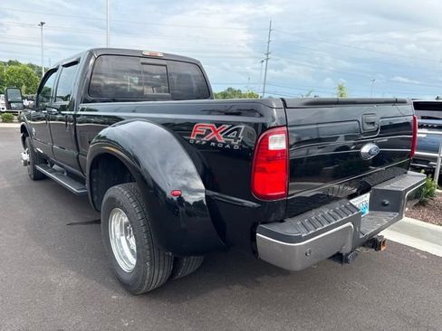 Used 2016 Ford F350 Lariat w/ Lariat Ultimate Package AWD/4WD image 3